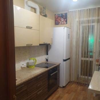 Сдается 1-комнатная квартира, 35 м²