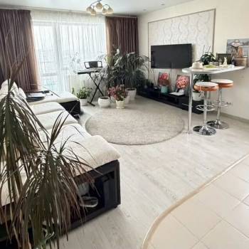 Продается 2-х комнатная квартира, 57,8 м²