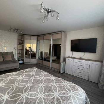 Сдается 1-комнатная квартира, 58 м²