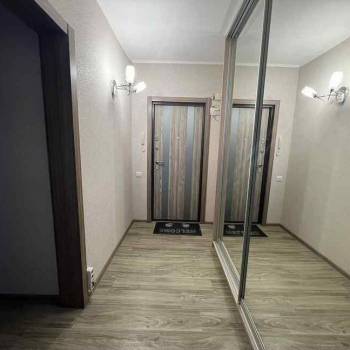 Сдается 1-комнатная квартира, 58 м²