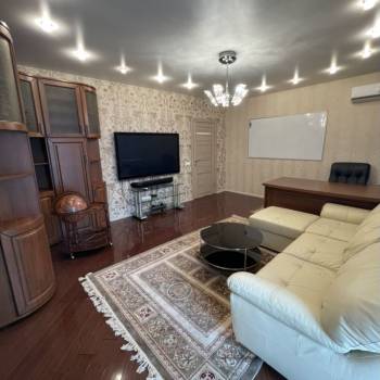 Сдается 2-х комнатная квартира, 64 м²