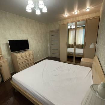 Сдается 2-х комнатная квартира, 64 м²
