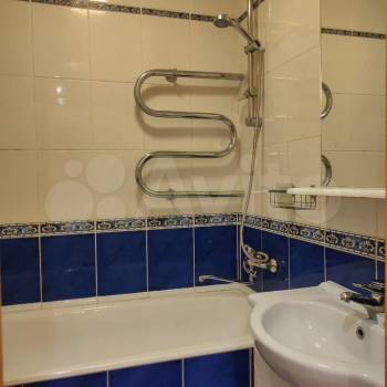 Сдается Многокомнатная квартира, 63 м²