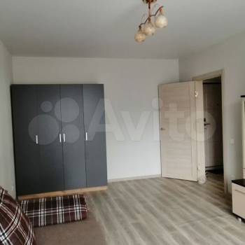 Сдается 1-комнатная квартира, 41 м²