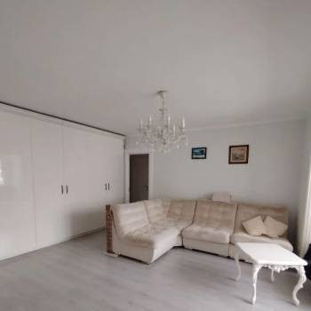 Продается 3-х комнатная квартира, 63,6 м²