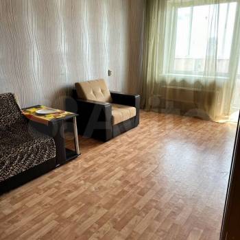 Сдается 1-комнатная квартира, 39 м²