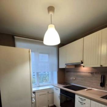 Продается 1-комнатная квартира, 32 м²