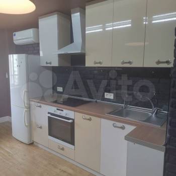 Сдается 1-комнатная квартира, 38,5 м²