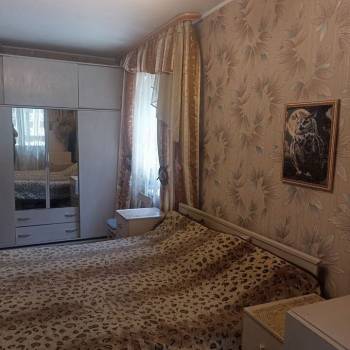 Продается Многокомнатная квартира, 72 м²