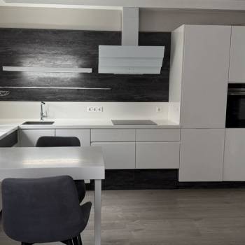 Продается 3-х комнатная квартира, 100,7 м²