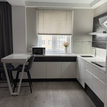 Продается 3-х комнатная квартира, 100,7 м²