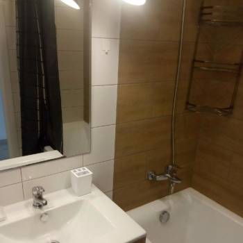 Продается 1-комнатная квартира, 37 м²