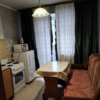 Сдается 1-комнатная квартира, 46 м²