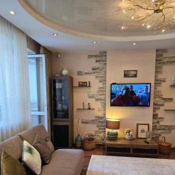 Продается 3-х комнатная квартира, 77 м²