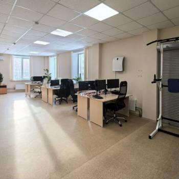 Сдается Нежилое помещение, 123 м²