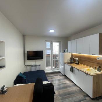 Продается 1-комнатная квартира, 18 м²