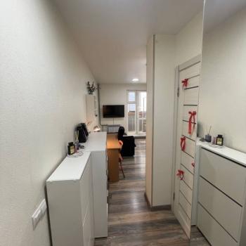 Продается 1-комнатная квартира, 18 м²