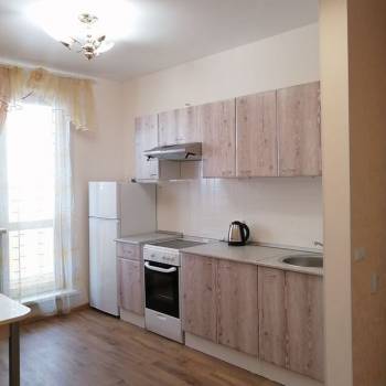 Сдается 1-комнатная квартира, 38 м²