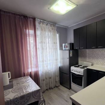 Сдается 2-х комнатная квартира, 42 м²