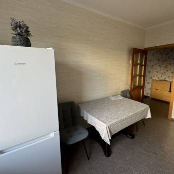 Сдается Многокомнатная квартира, 62 м²