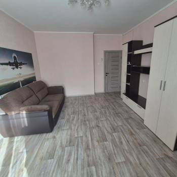 Сдается 1-комнатная квартира, 42,2 м²
