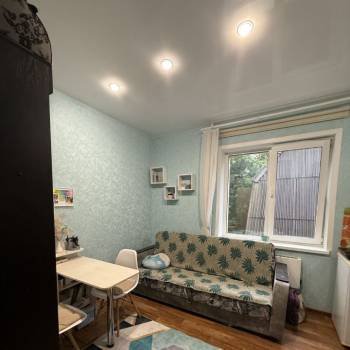 Продается 1-комнатная квартира, 14 м²