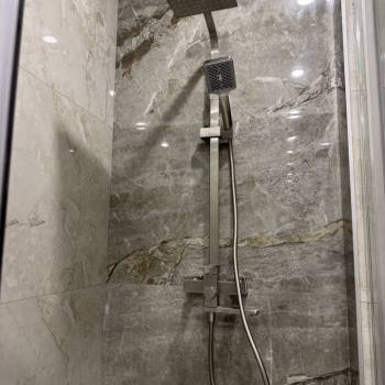 Сдается 2-х комнатная квартира, 77 м²
