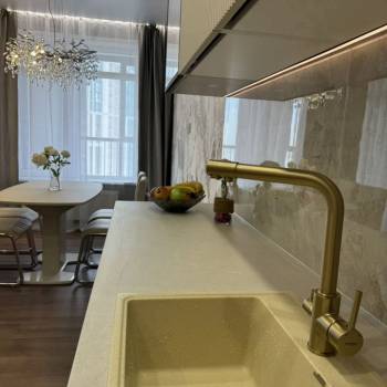 Сдается 2-х комнатная квартира, 77 м²