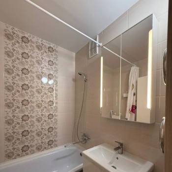 Продается 2-х комнатная квартира, 60,8 м²