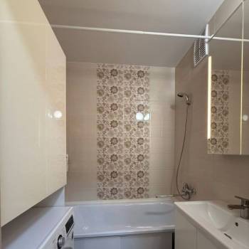 Продается 2-х комнатная квартира, 60,8 м²