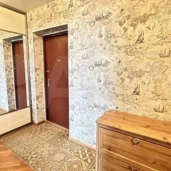 Продается 1-комнатная квартира, 57,1 м²