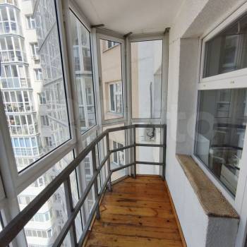 Продается 1-комнатная квартира, 57,1 м²