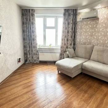 Продается 1-комнатная квартира, 57,1 м²