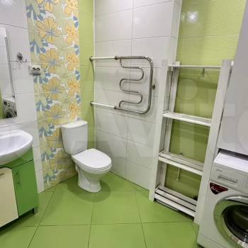 Продается 1-комнатная квартира, 57,1 м²