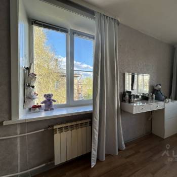 Продается 1-комнатная квартира, 32 м²