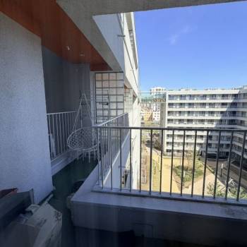 Продается 1-комнатная квартира, 47 м²
