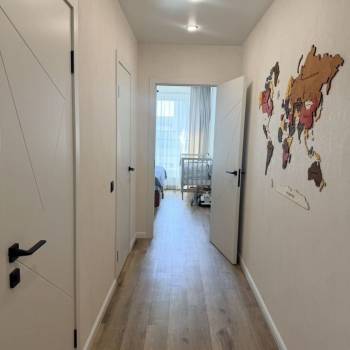 Продается 1-комнатная квартира, 47 м²
