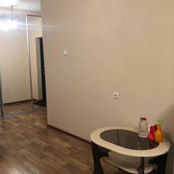 Продается 1-комнатная квартира, 28,7 м²