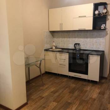 Продается 1-комнатная квартира, 28,7 м²