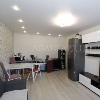 Продается 2-х комнатная квартира, 60 м²