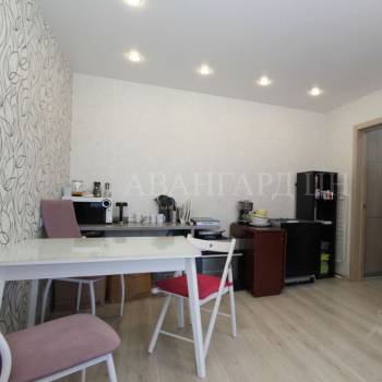 Продается 2-х комнатная квартира, 60 м²