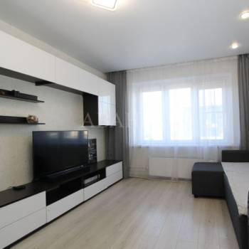 Продается 2-х комнатная квартира, 60 м²