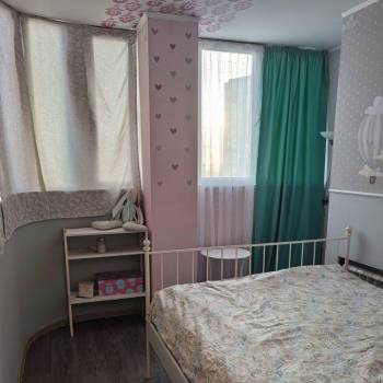 Продается 3-х комнатная квартира, 64 м²