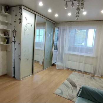 Сдается 1-комнатная квартира, 46 м²