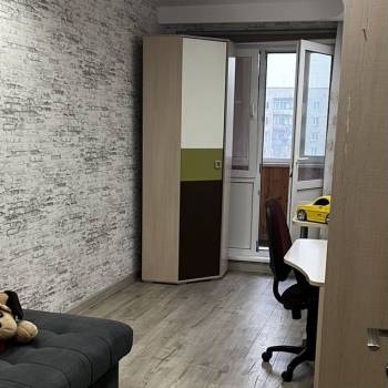 Сдается Многокомнатная квартира, 60 м²