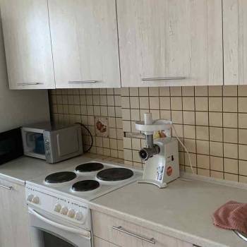 Сдается 1-комнатная квартира, 38 м²