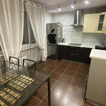Сдается 1-комнатная квартира, 46,1 м²