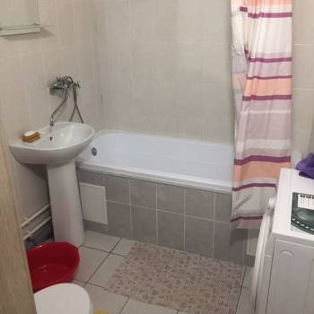 Сдается 1-комнатная квартира, 35 м²