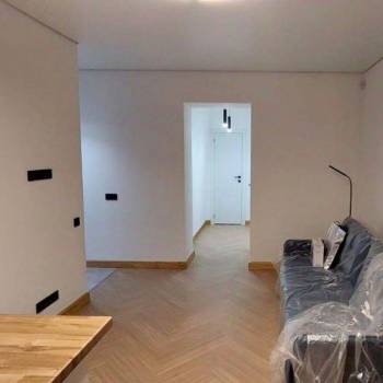 Продается 3-х комнатная квартира, 55 м²