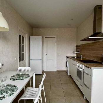 Сдается 1-комнатная квартира, 35 м²